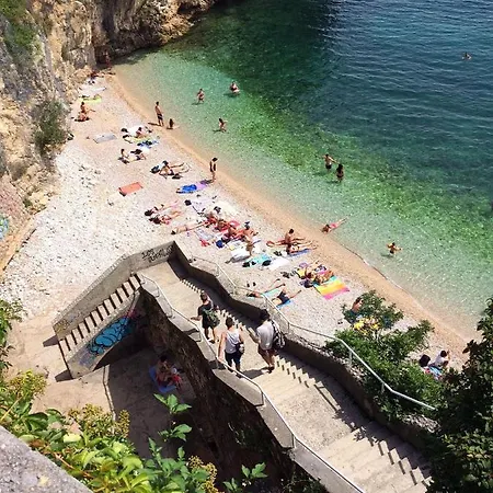 Lägenhet With Parking Space - 16029 Rijeka